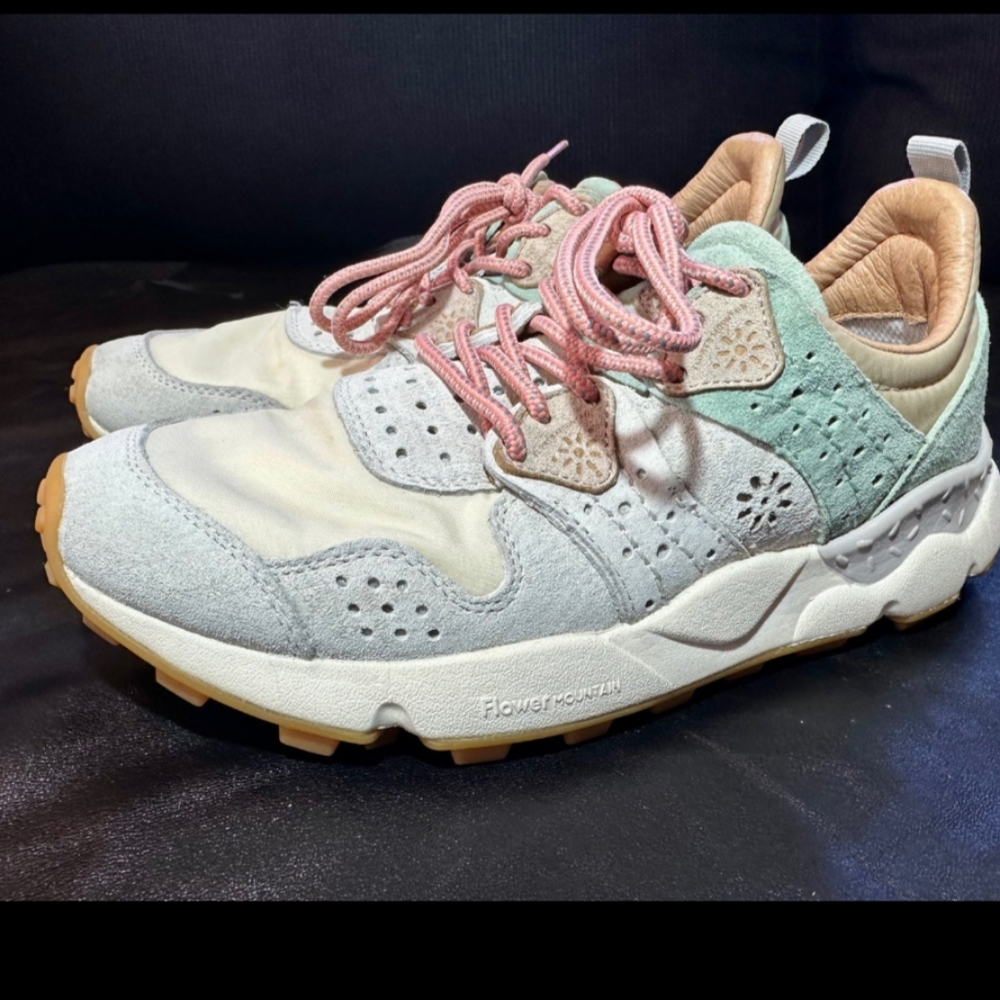 Anthropologie /Flower Mountain sneakers